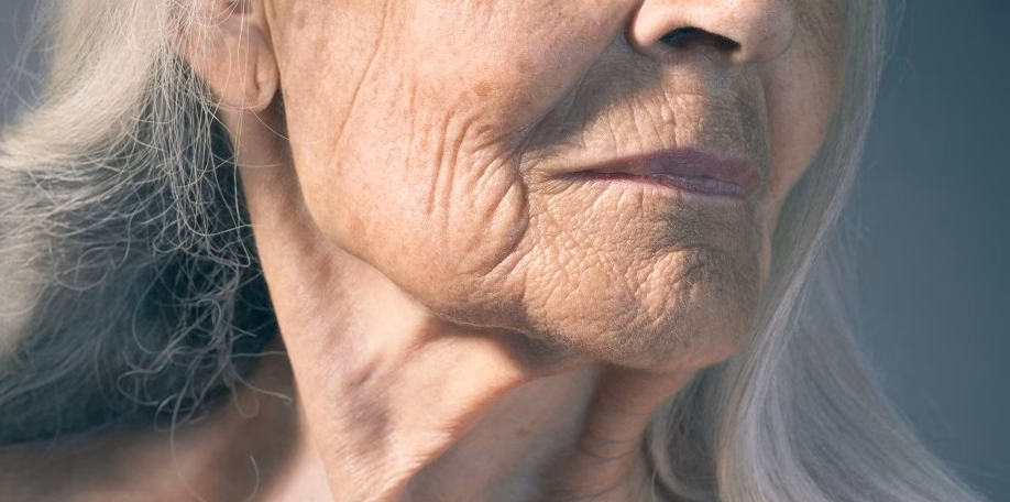 Santé : L&rsquo;âge rend-il la déglutition plus difficile ?
